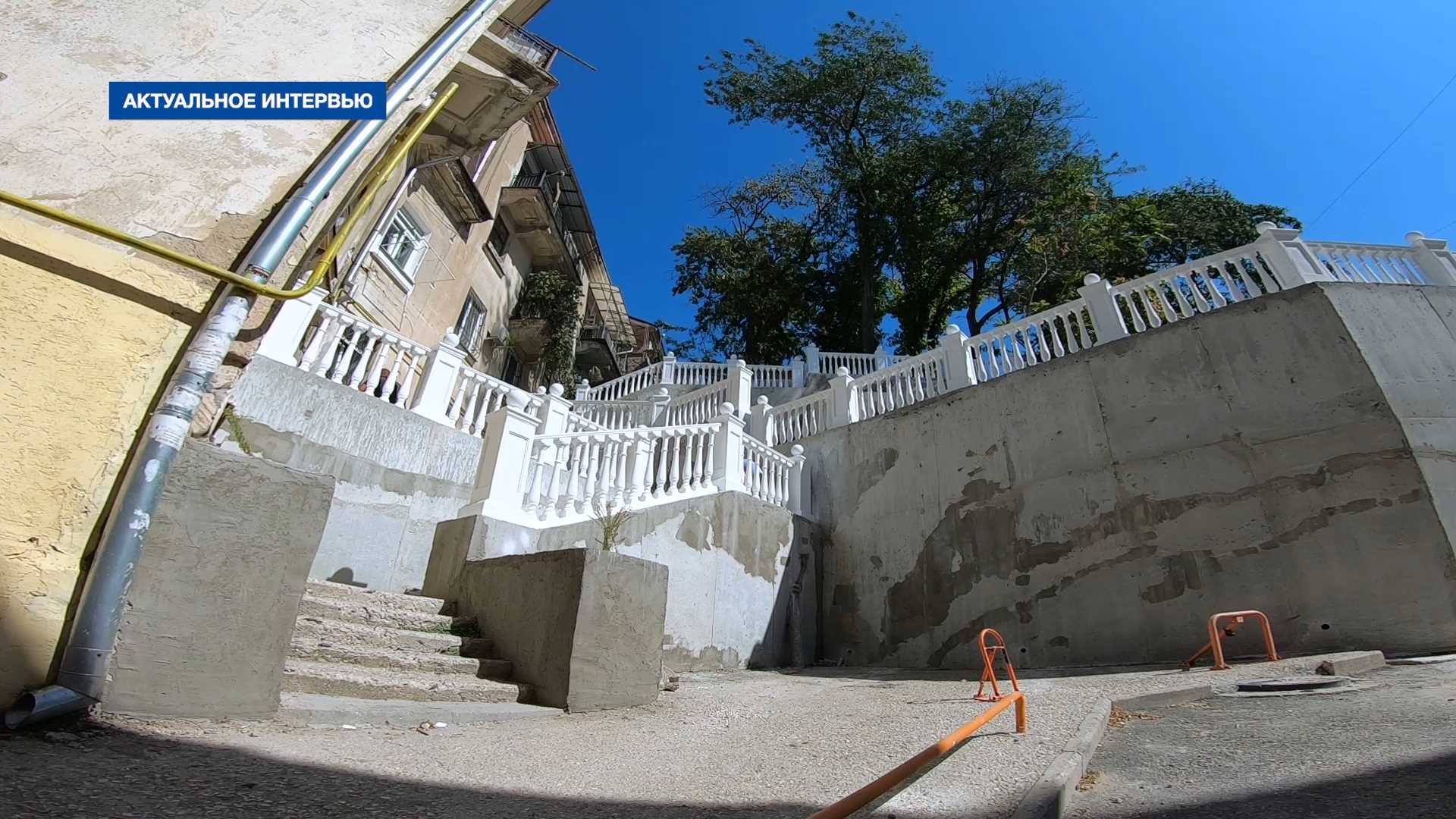Культурное наследие: подпорные стенки и лестницы в Севастополе под угрозой разрушения?