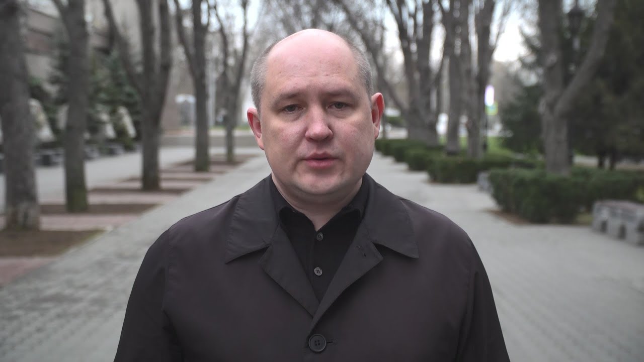 Михаил Развожаев пригрозил штрафами за выход на улицу