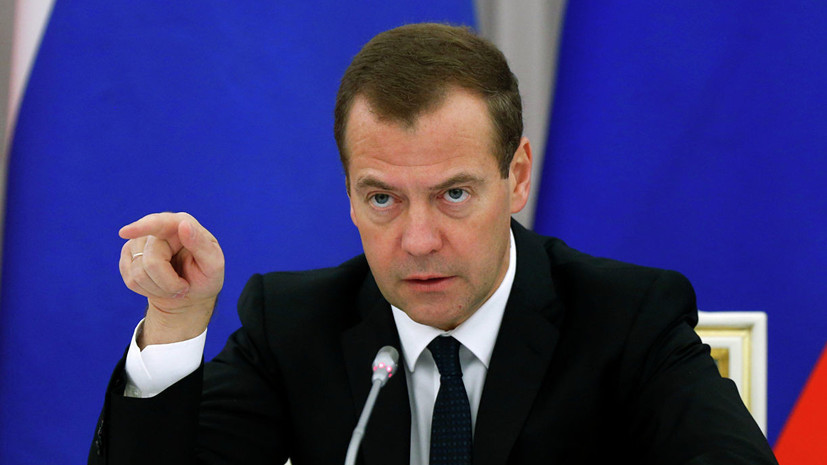 Медведев: экономику России ждет мощная «гравитация»