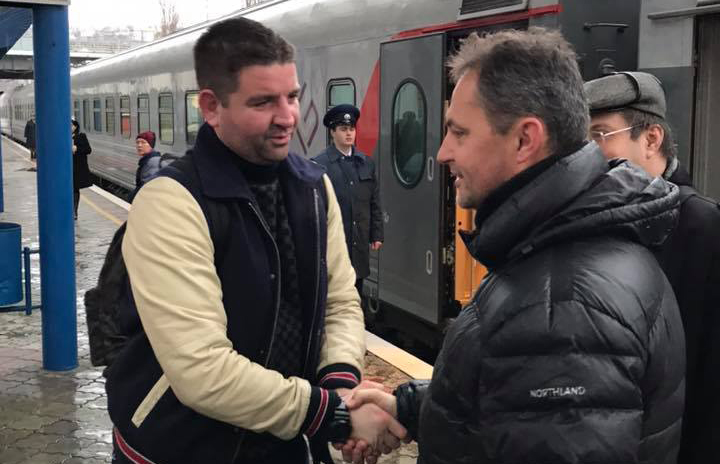 Двое севастопольцев вернулись из плена