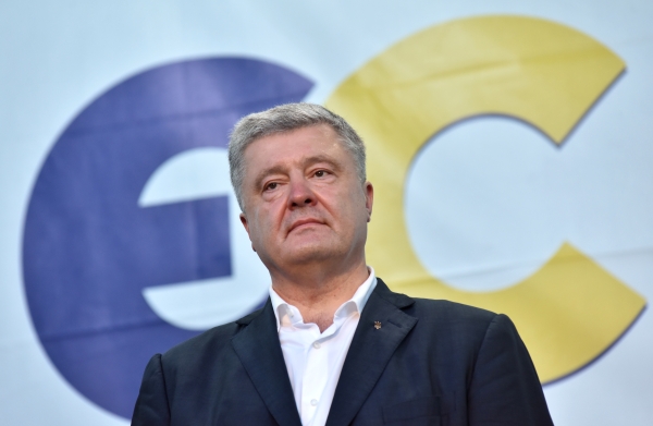 Порошенко: первый шаг к признанию Крыма российским сделан