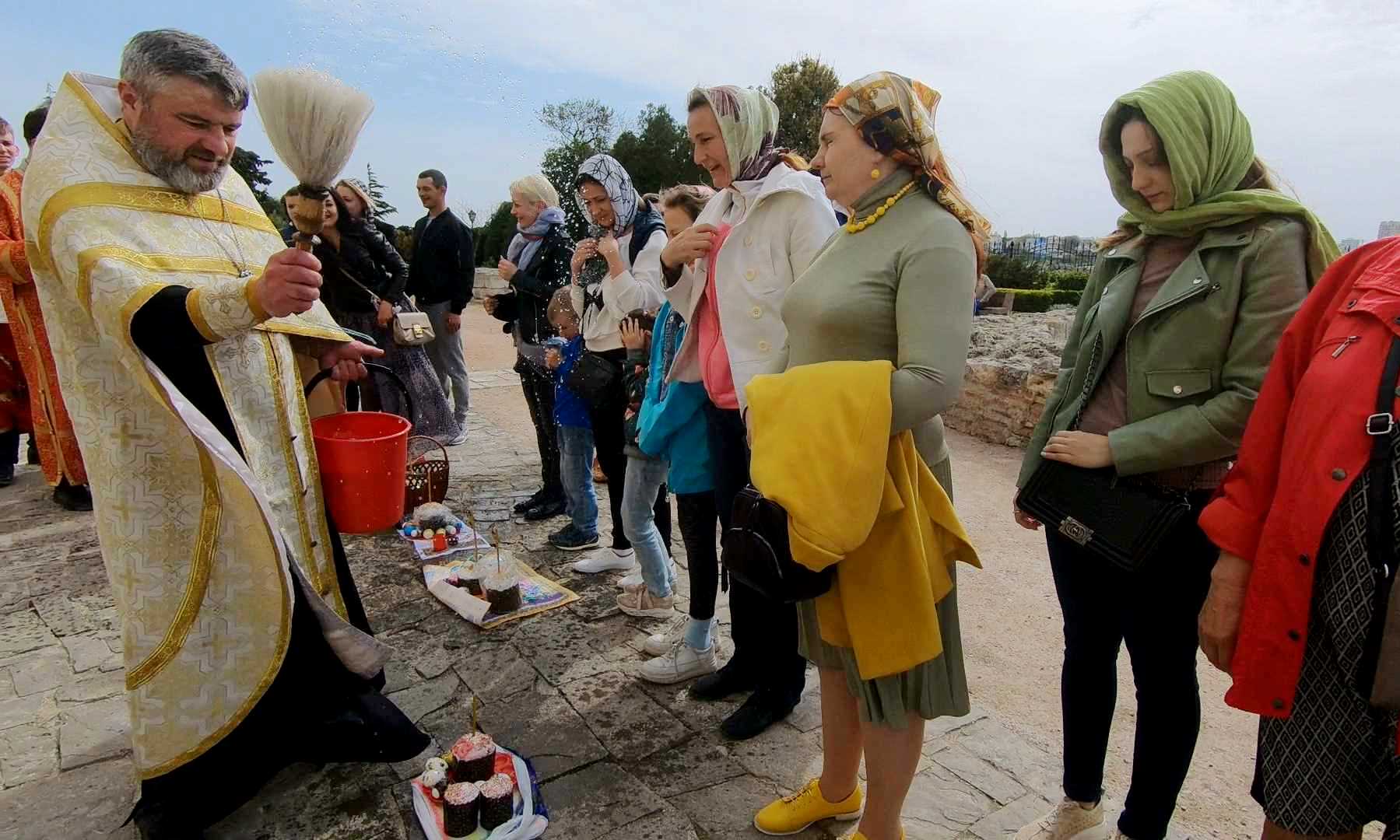 В Херсонесе Таврическом прошли праздничные пасхальные гуляния