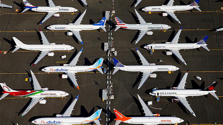 ������� Boeing 737MAX ������ � ������������