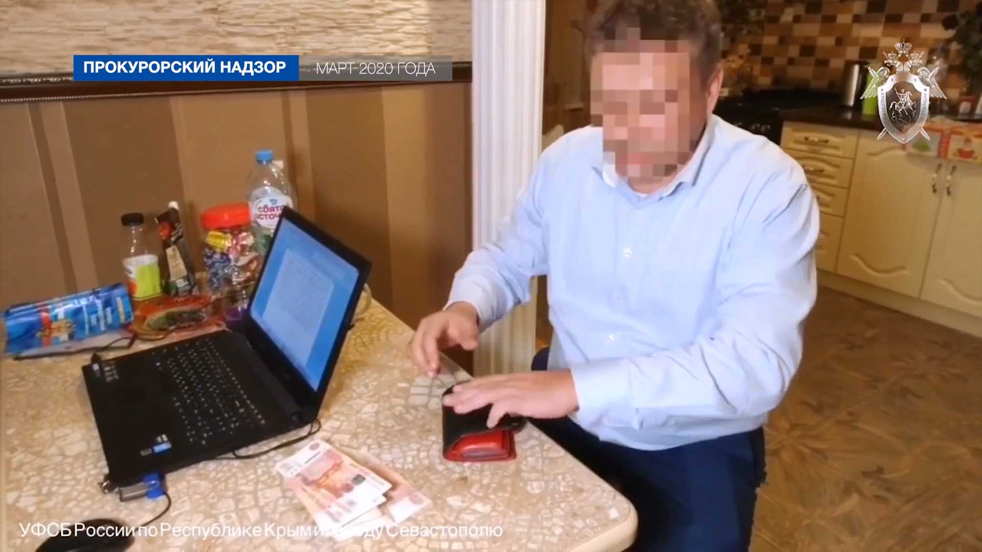 Мошенничество в крупных размерах и долги по зарплате пресекла прокуратура Севастополя