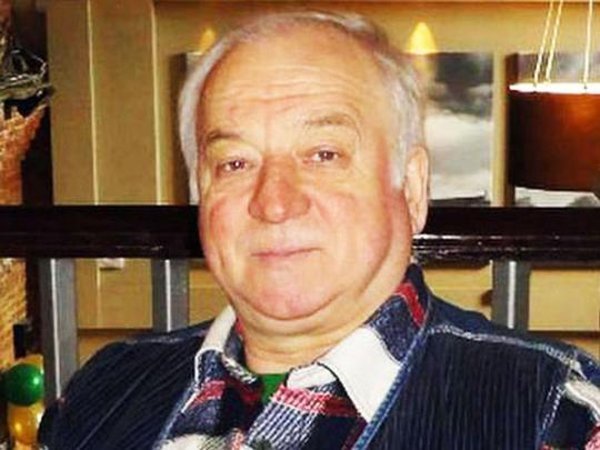 Посольство России в Британии обеспокоено судьбой Скрипалей